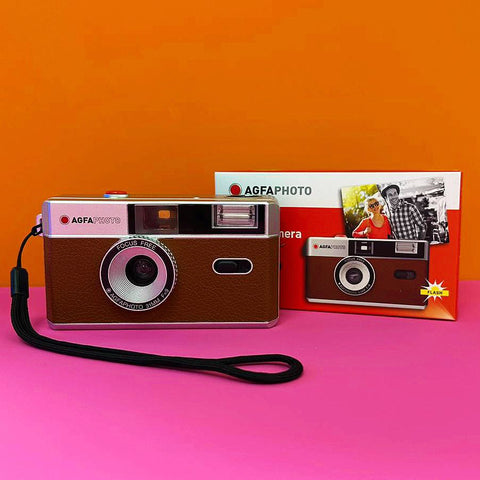 AgfaPhoto Analog 35mm Reusable Film Camera (Red)